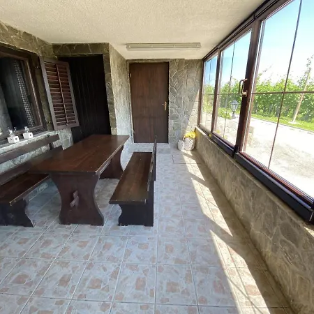 Miha'S Little Hill With Hot Tub & Sauna